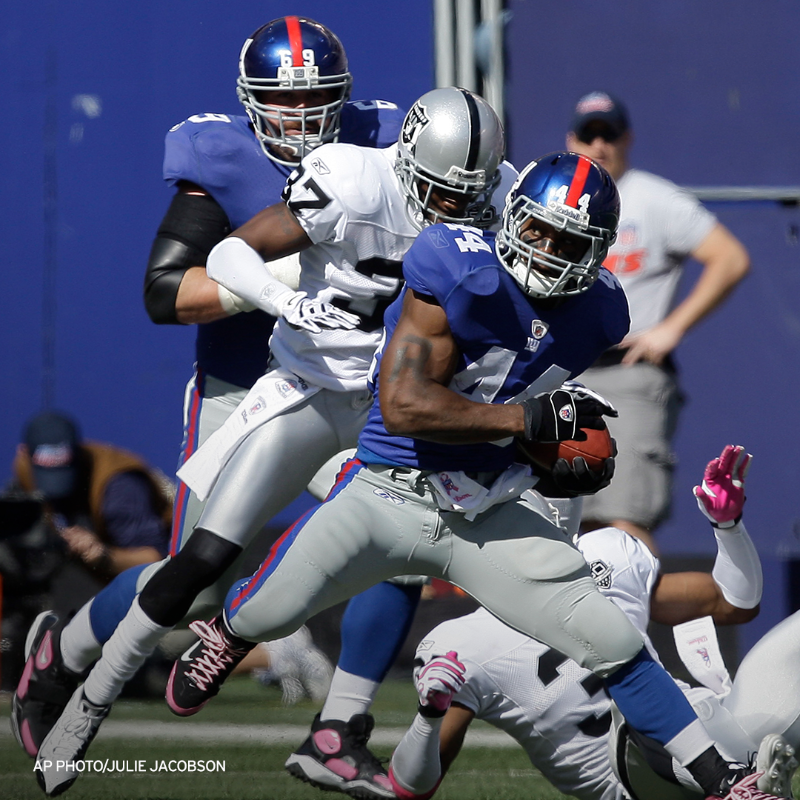 Giants's tweet photo. That time we put up 44 points against the Raiders 😤  #TBT