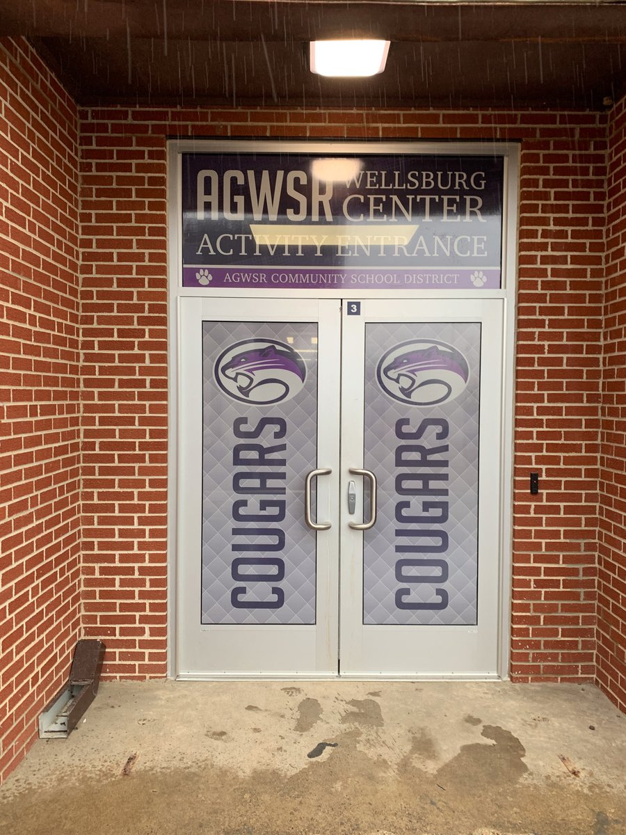VarsityGroupDSM's tweet photo. Entry graphics are a great way to provide privacy to your school and shield from the sun! @AGWSRCSD
Contact Adam at adam@varsitygrp.com for all your Iowa graphic needs!
#AGWSR #Cougar #VarsityGrp #iowaschools https://t.co/zTAqyX5D92