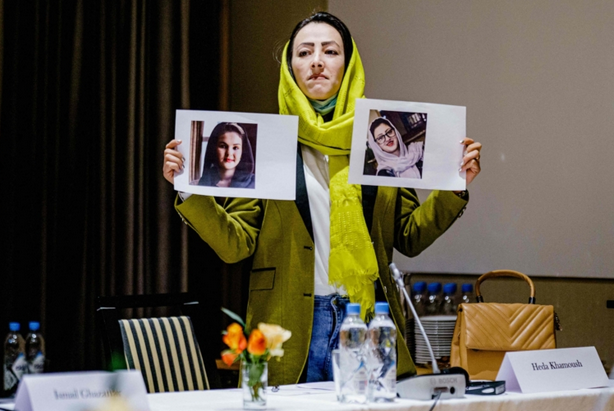 Parwana Ibrahimkhel Najrabi was protesting on the streets of Kabul when the Taliban started excluding women from public. The 23-year-old woman was detained and talks about the violence she faced. kiterunner.inenart.eu #breadworkfreedom #afghanistan #genderapartheid