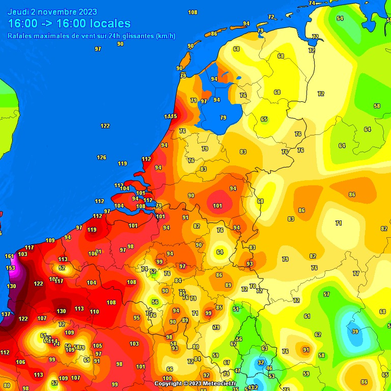 MeteoWard's tweet photo. #StormCiaran is over haar hoogtepunt heen. De (voorlopig) maximale windstoten:
1. #Jabbeke: 119 km/u
2. #Zeebrugge: 112 km/u
3. #Beitem: 106 km/u
4. #Oostende: 97 km/u
5. #Koksijde: 94 km/u https://t.co/wreCLv5FCR