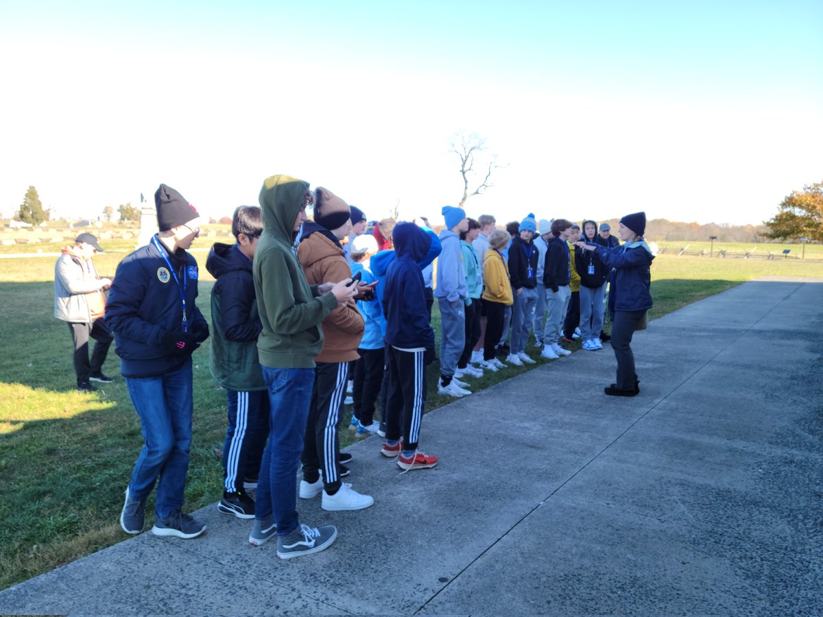 mrsrosesclass's tweet photo. #CMSinDC23: Gettysburg battlefield tour with Bus 4! @CentennialMS @SLCSD https://t.co/vxnlsFi9sM
