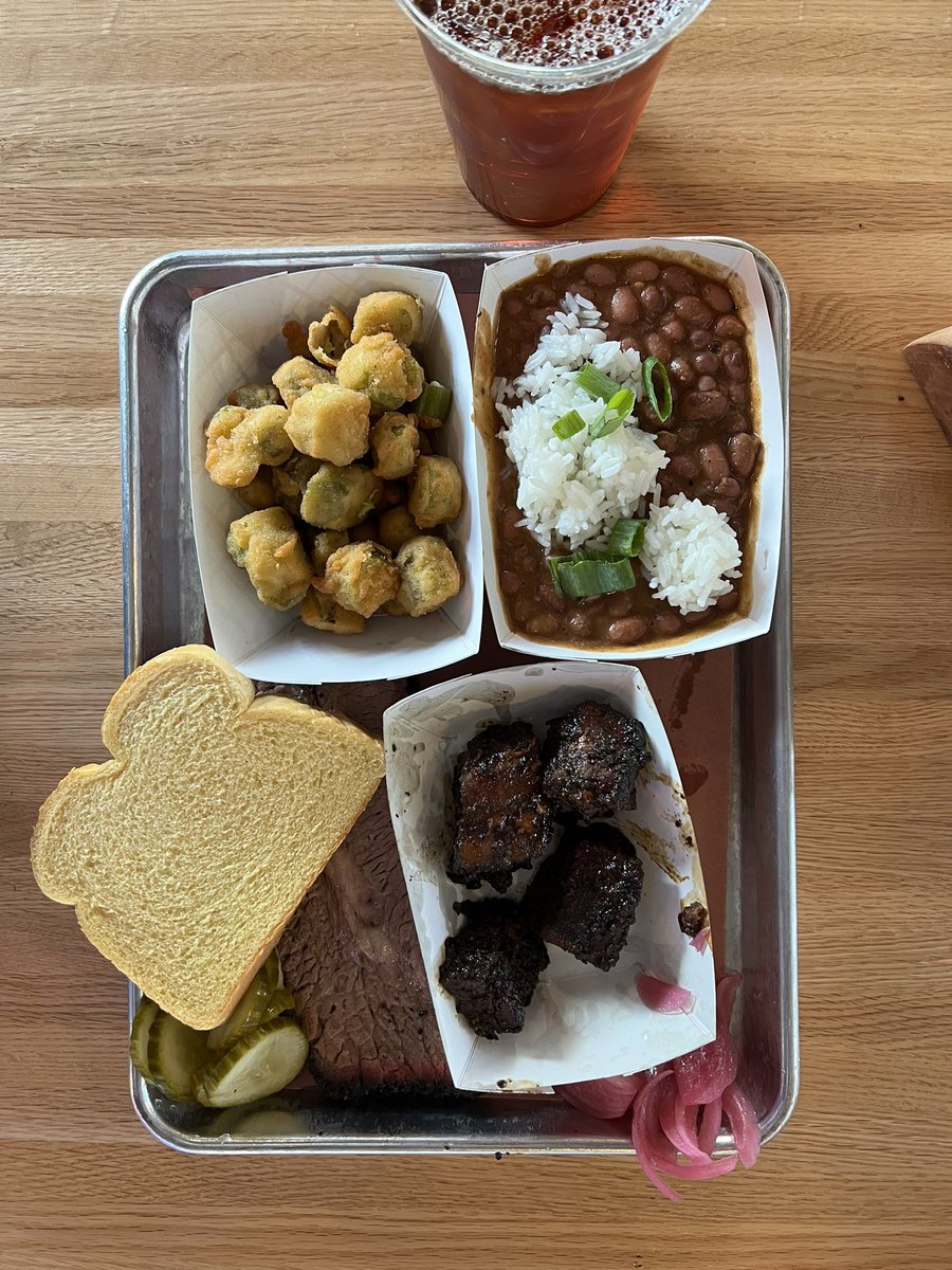 okcpatrick's tweet photo. Checking out the famed Edge Craft BBQ with my pal  Frank Urbanic. Wish me luck! https://t.co/ckputmQyob