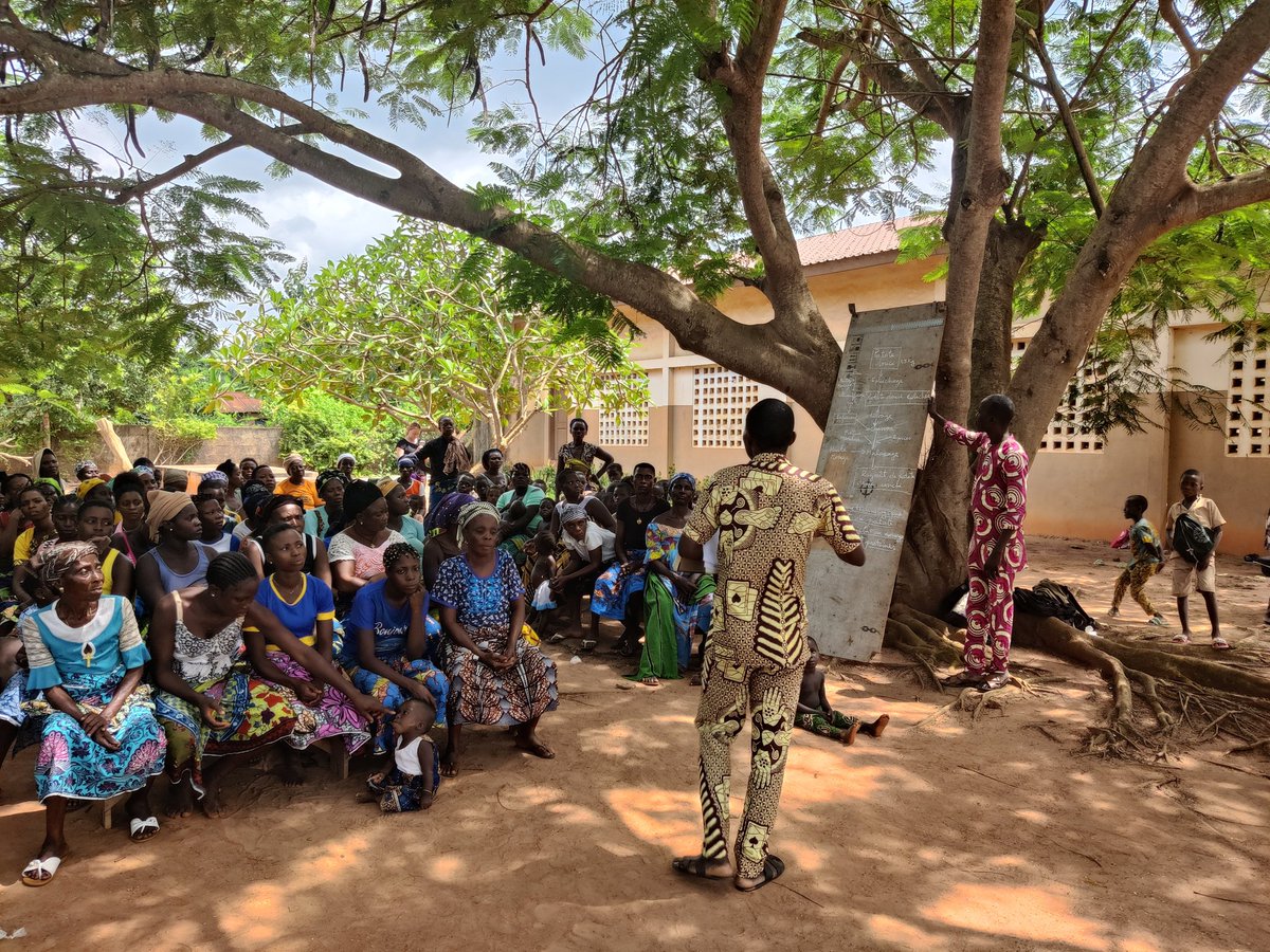 anushkachawla09's tweet photo. Today we're in the Atlantic department representing @FundInnovDev, near the commune of Sékou, to support the launch of the first activities of #PNAFF, the Beninese government's flagship program for maternal and child health, whose impact evaluation is being conducted by @3ieNews. https://t.co/1aIZkmOlZK