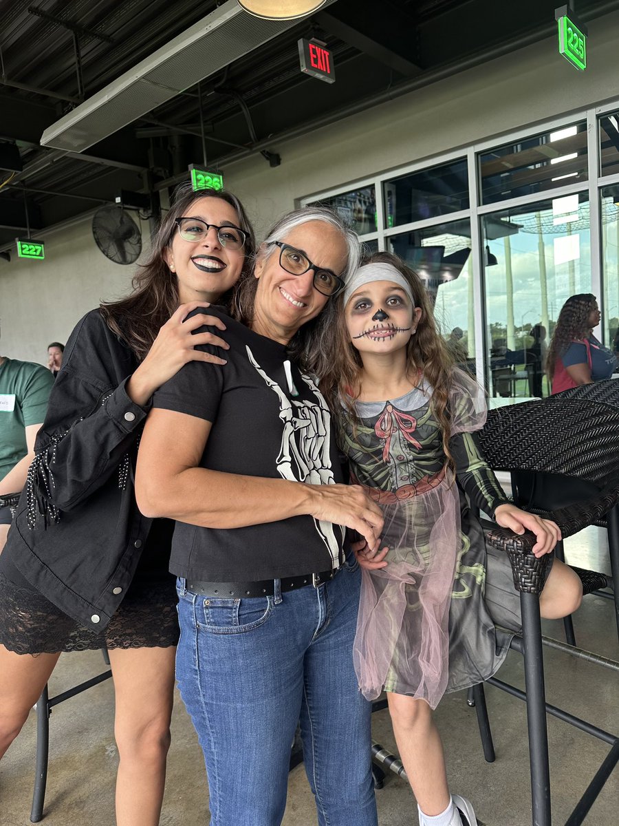 Here are some photos from our fall fundraiser at Top Golf 🦻🏼⛳️ Comment your favorite costume below & don’t forget to share👇🏼

#agbellassociation #auditoryverbaltherapy #listeningandspokenlanguage #DHH #hearingloss #hearingaids #cochlearimplants #audiologist #SLP #teacherofthedeaf