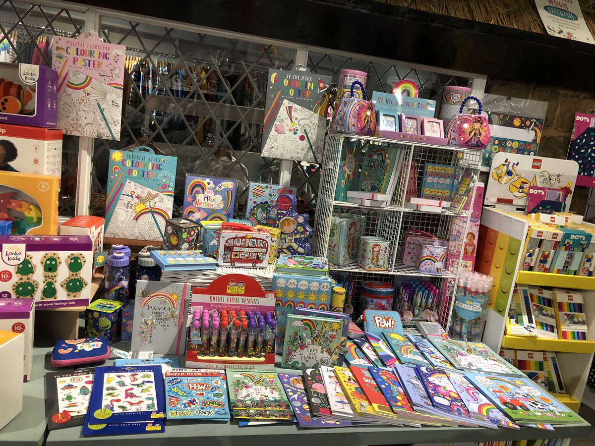 RainbowsDragons's tweet photo. Opening times

Thursday 2nd Nov: Closed
Friday 3rd Nov: 10am - 2pm
Saturday 4th Nov: 10am - 2pm

Christmas items have started to make an appearance! https://t.co/gIt9Cz8Mra