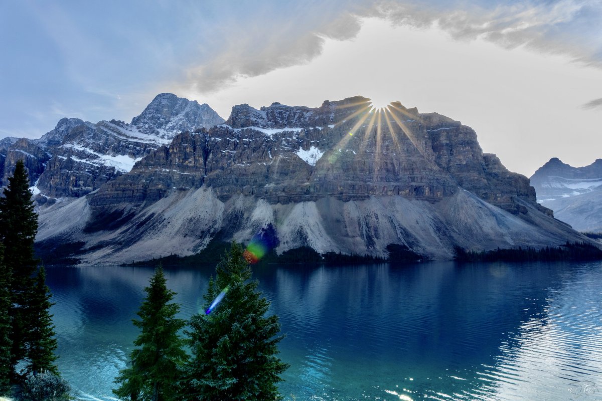 instagram.com/focusinfinity_

#solarenergy #solar #sun #landscapephotography #mountain #lake #canonr6m2 #Canon #photograghy