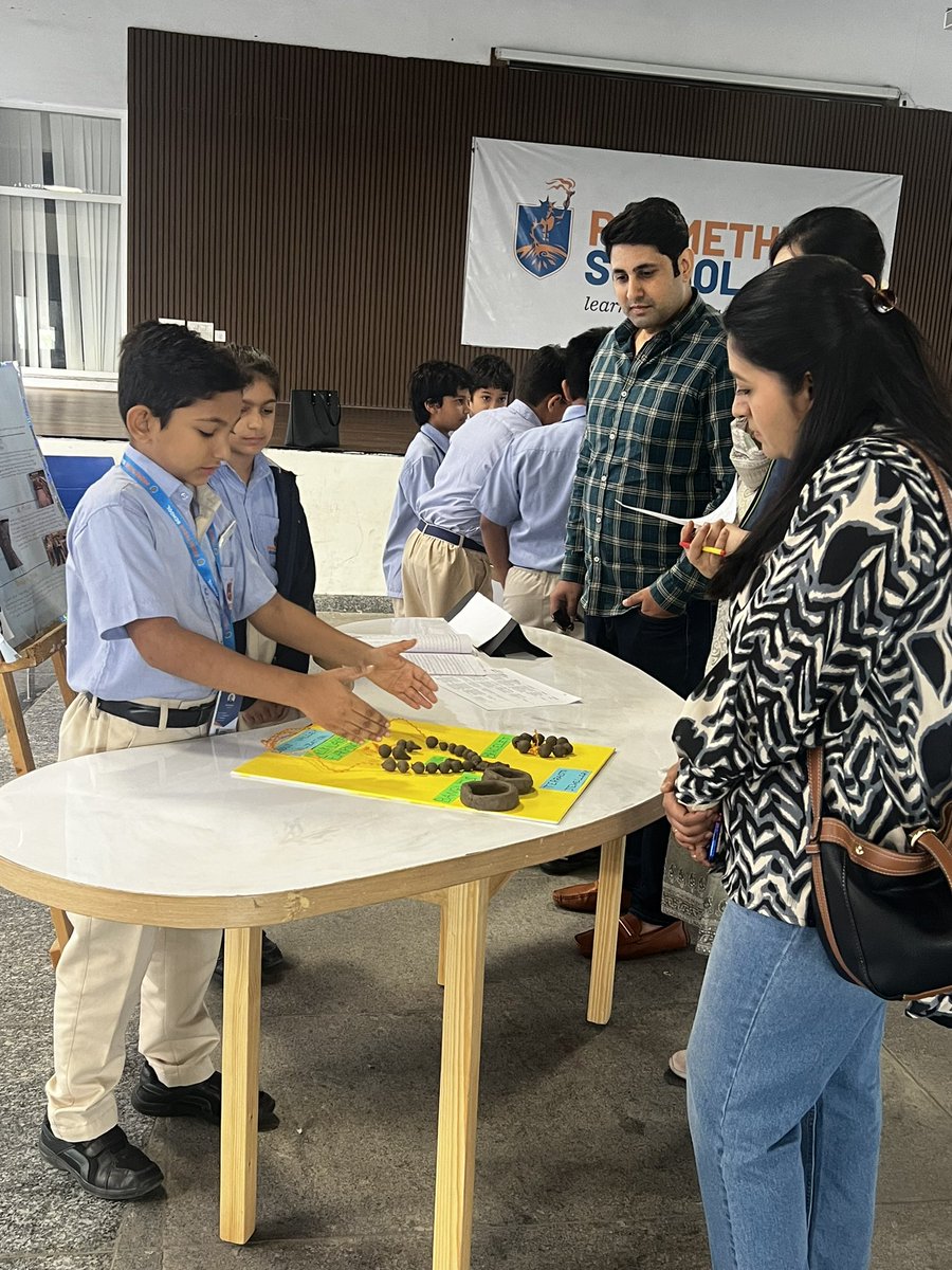 'Exploring creativity and knowledge at our #MiniMuseumExhibit! Our students showcased their understanding of past and present with unique exhibits, embodying the IB Learner Profiles of #Inquirers, #Thinkers, and #Reflective learners. 🎨🧠🔍 #MuseumShowcase @ibpyp @KetakiKTweets