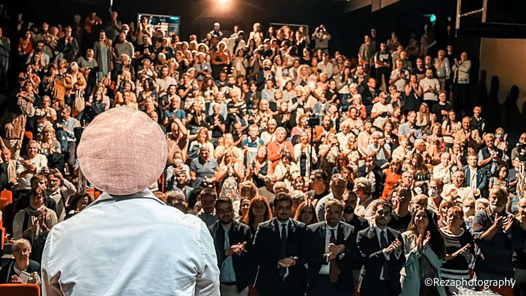 REZAphotography's tweet photo. AHMAD MASSOUD IN BLOIS
the son of Massoud, is in resistance for the people of Afghanistan. As part of a visit to Europe, he came to Blois on Oct.7 to share his fight for democracy .  the public applauded his voice against Taliban. @MarcGricourt 
@AhmadMassoud @LaCroix https://t.co/mfSkZ1EZEx