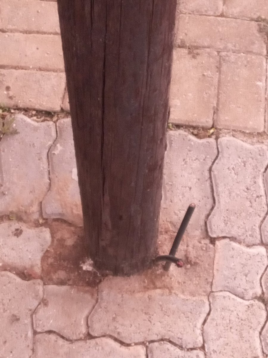 Lwethu_N's tweet photo. @Eskom_SA Our cable was stolen yesterday,  the wires are exposed and this as you can imagine is dangerous . This is in Cosmo city ext 10 https://t.co/QOudoSX5eM