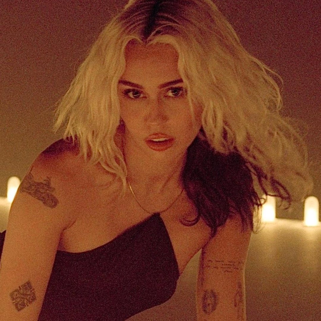 MileyCyrusBz's tweet photo. Rolling Stone on “Flowers” winning GRAMMY Best Pop Solo Performance

“The song was so big that [...] this could mean that Miley Cyrus could finally get some long overdue recognition at this year's ceremony” https://t.co/XfokaXA8uT
