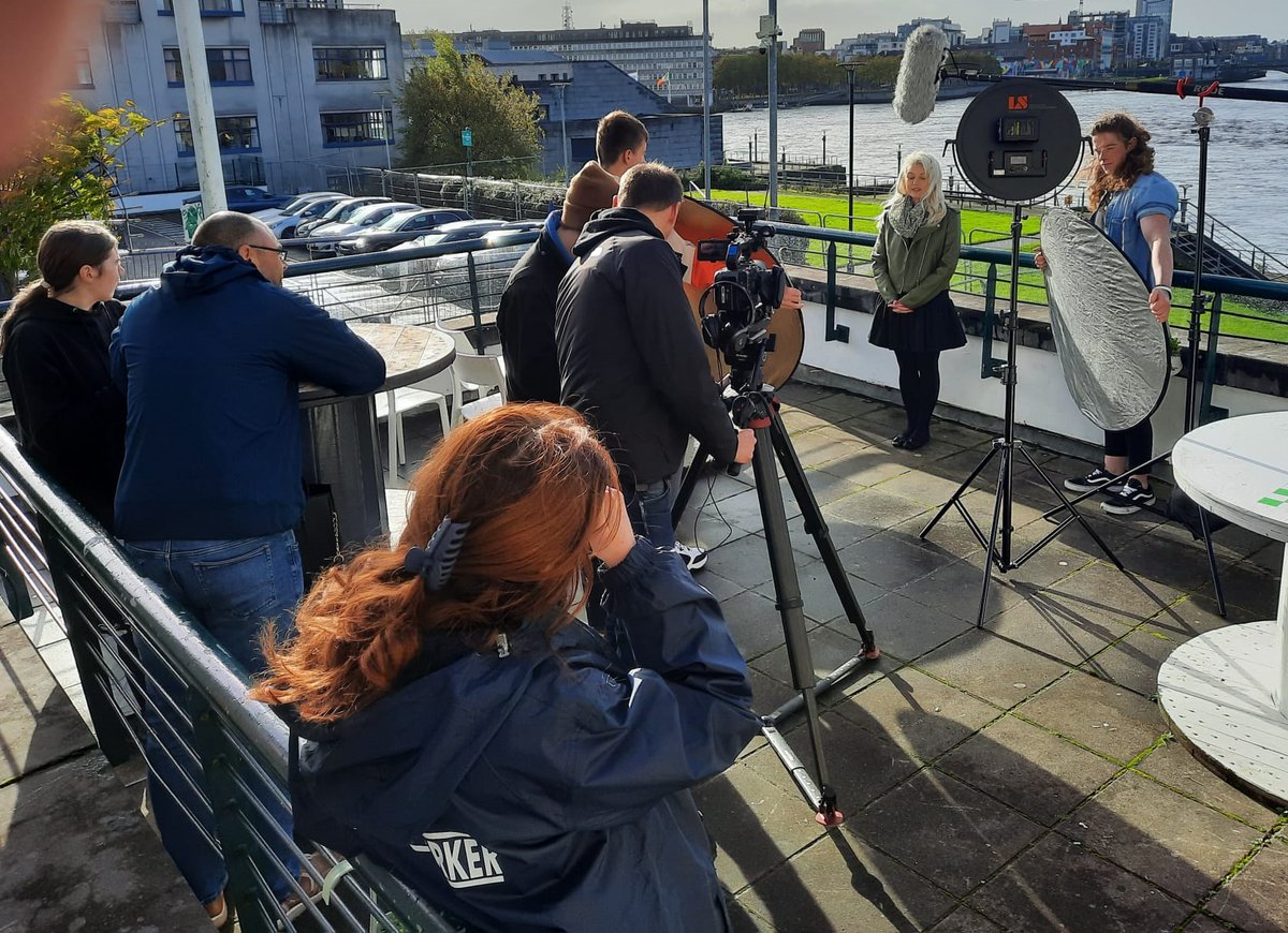 A brisk, cold day for filming by the river for our Future Film Makers today but some excellent shots were captured. Thanks to @RedPawMedia @maevemcg @limerickyouth @LimClareETB_YW @LCETBSchools @LimerickCouncil for all the support for our 4th year of this project #YOUTH #film