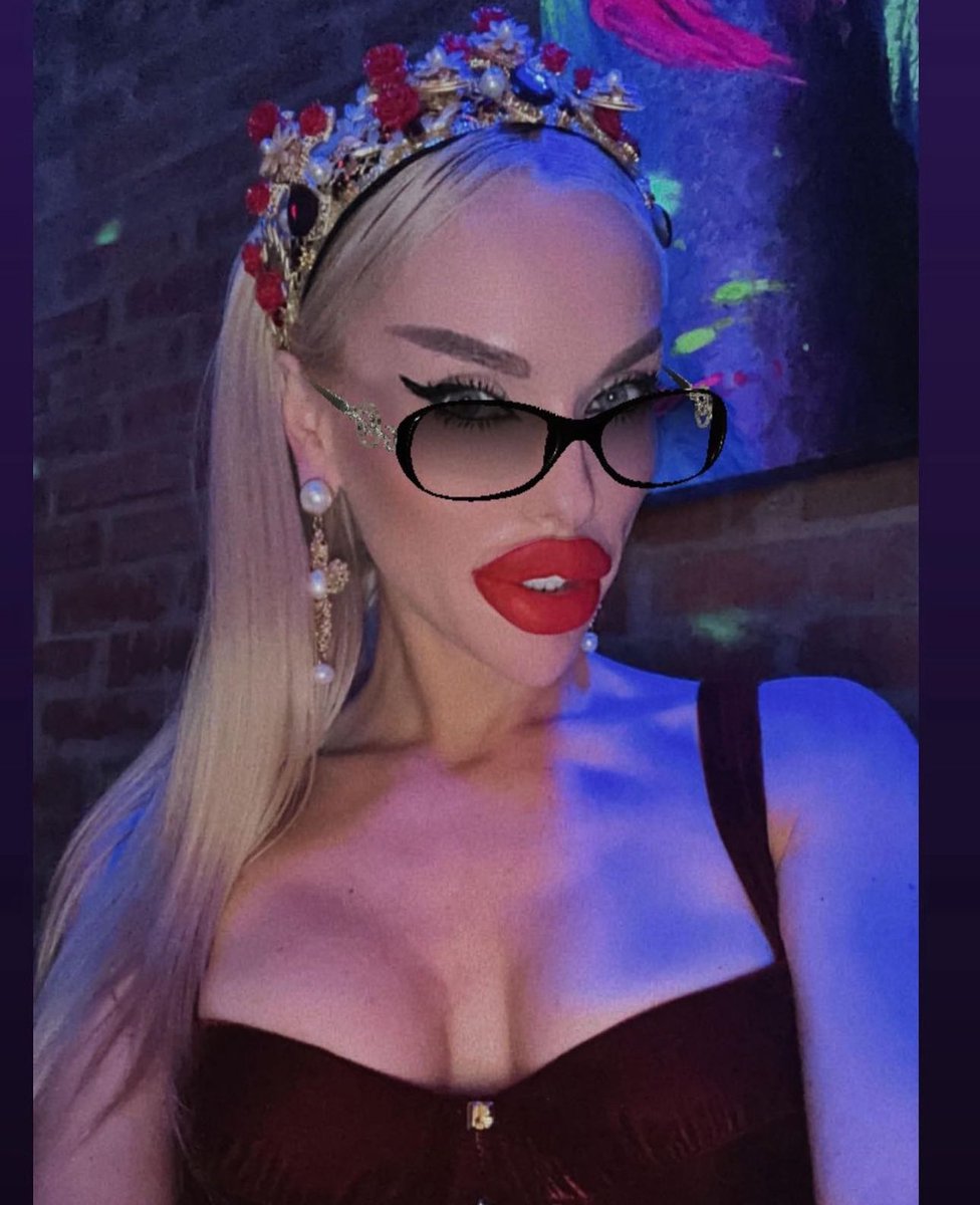 saintjavelin's tweet photo. Ladies and gentlemen, meet Miss “DPR” https://t.co/C2K48SjiPu