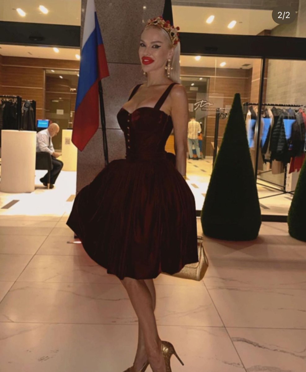 saintjavelin's tweet photo. Ladies and gentlemen, meet Miss “DPR” https://t.co/C2K48SjiPu