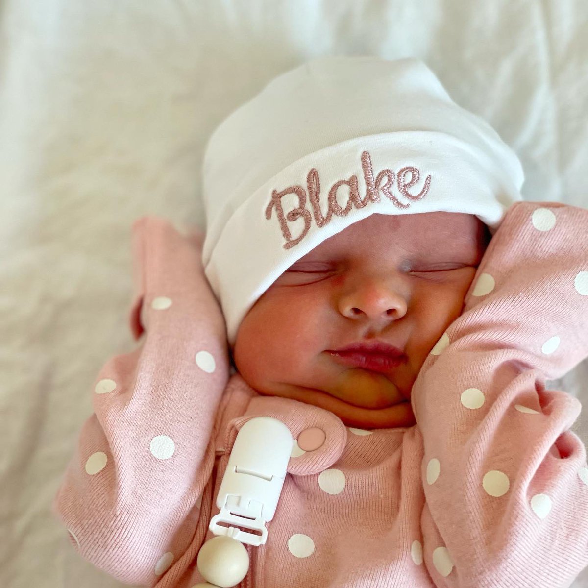 StrackAttack8's tweet image. Our perfect rainbows are here 🌈
Riley Grace Roberson arrived 10/23/23 12:14 PM at 6lbs 10oz &amp;amp; Blake Rae Roberson arrived 2 minutes later at 7lbs 3oz!
We are so thankful to all of our family &amp;amp; friends who have been with us this journey- it truly just the beginning 💕💕