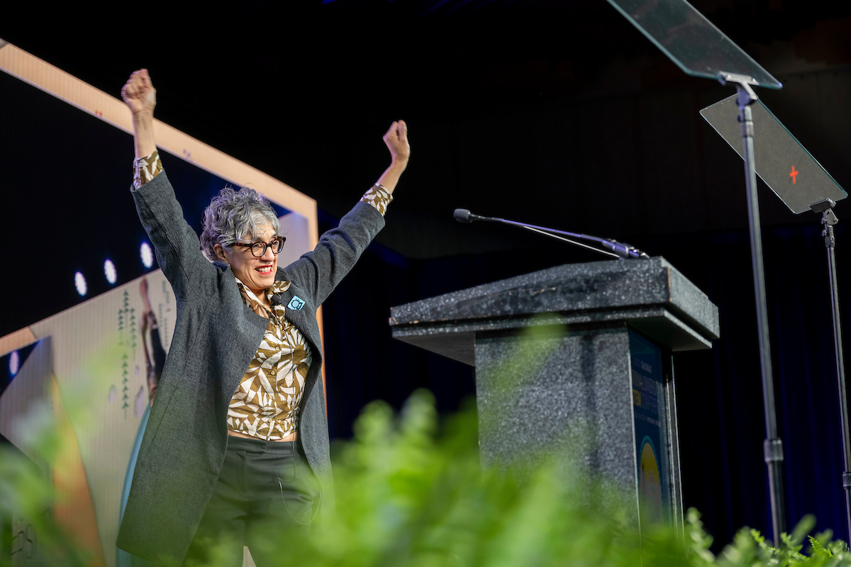 “Students shouldn’t have to become someone else in order to be successful in STEM” - Dr. JoAnn Trejo @joann_trejo 

Beautifully said by our incredible #2023NDiSTEM keynote speaker, Dr. Trejo. Thank you for not only sharing your expertise, but your wisdom and passion with #SACNAS