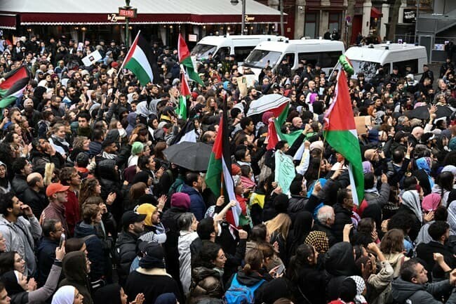 🔴 EN DIRECT 
Rassemblement propalestinien: le PS appelle à manifester "pour un cessez-le-feu immédiat" l.bfmtv.com/jGE