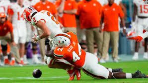 AceSZNF's tweet photo. After a great conversation I am truly blessed to receive an offer from  University of Miami!!!! #agtg @CoachBGGrant @coachlrblanc 
@canesfootball @coach_cristobal
@alonzohighsmith @CoachJsalavea @JasonTaylor https://t.co/WxEwsQDUy1