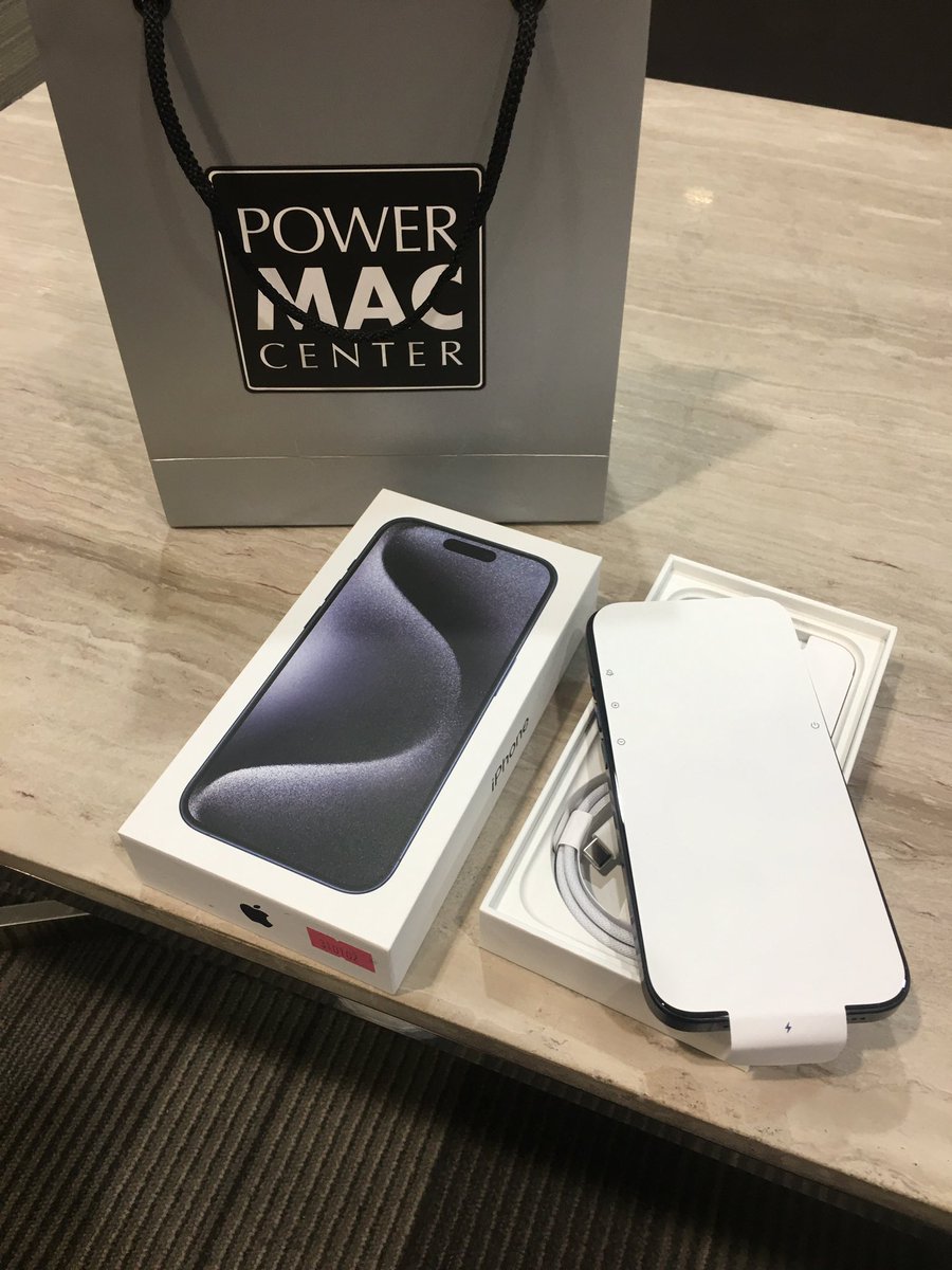 iamjerwel's tweet photo. Yaaaaassss! 🥹 #iPhone15Pro #BlueTitanium https://t.co/J9alzMxk75