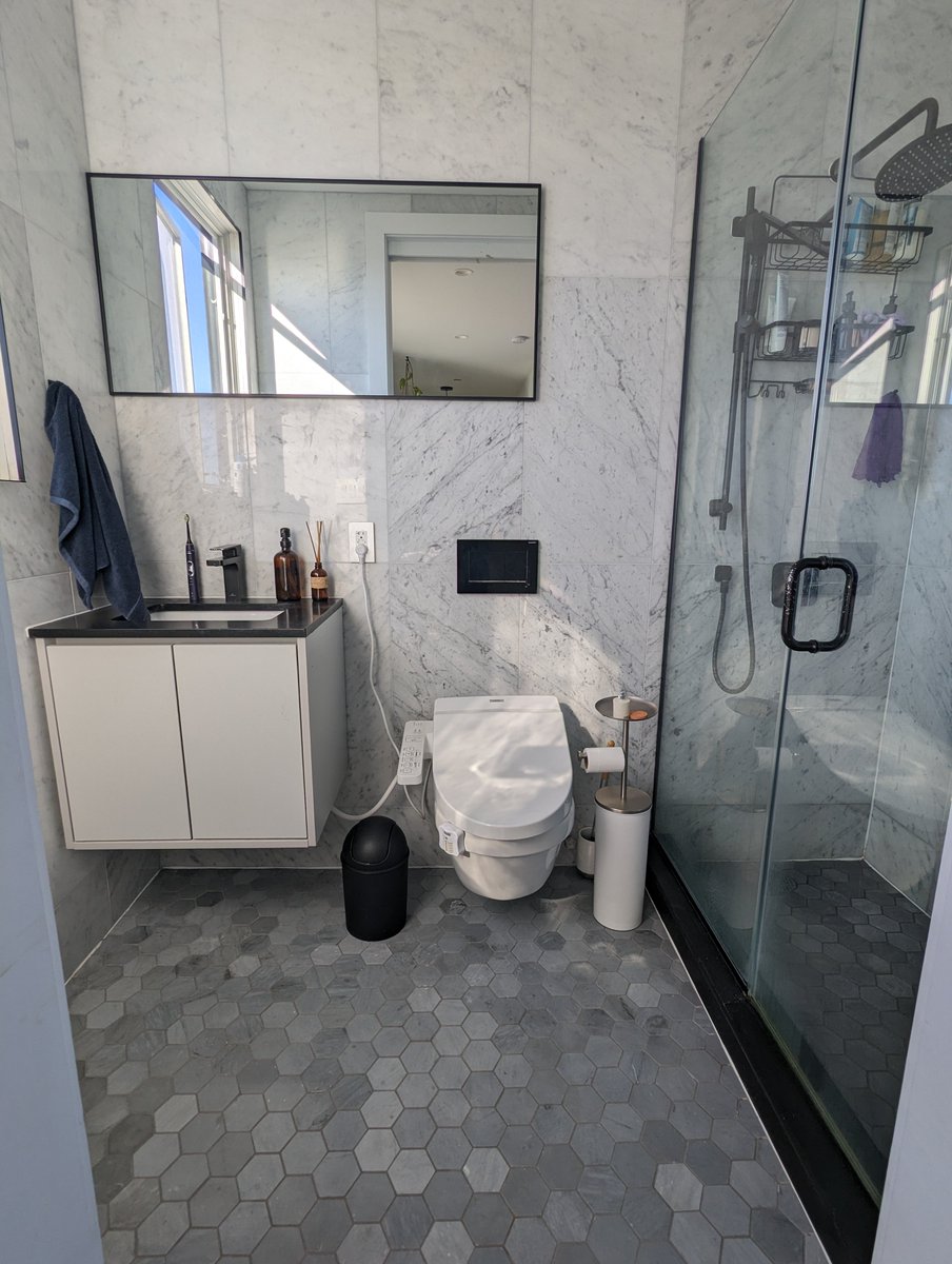 JamesJohnBeck's tweet photo. My partner and I are looking for a caring tenant to rent our sunny, fully-furnished apartment in Brooklyn, NYC for 4-5 months (Mid-December through April). 

Share with folks doing the digital nomad thing. https://t.co/1y7lxiXgkj