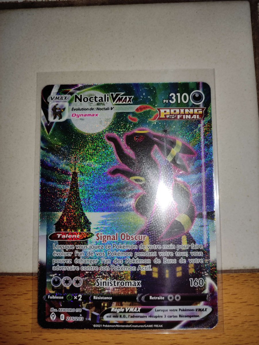 Zozo26140's tweet photo. Drop d'un magnifique Noctali Vmax alt parmi 3 Pokéballs achetées grâce aux alertes de @GamemastersFr les best.💪
Foncez en acheter.👀 https://t.co/kyENicoDjK