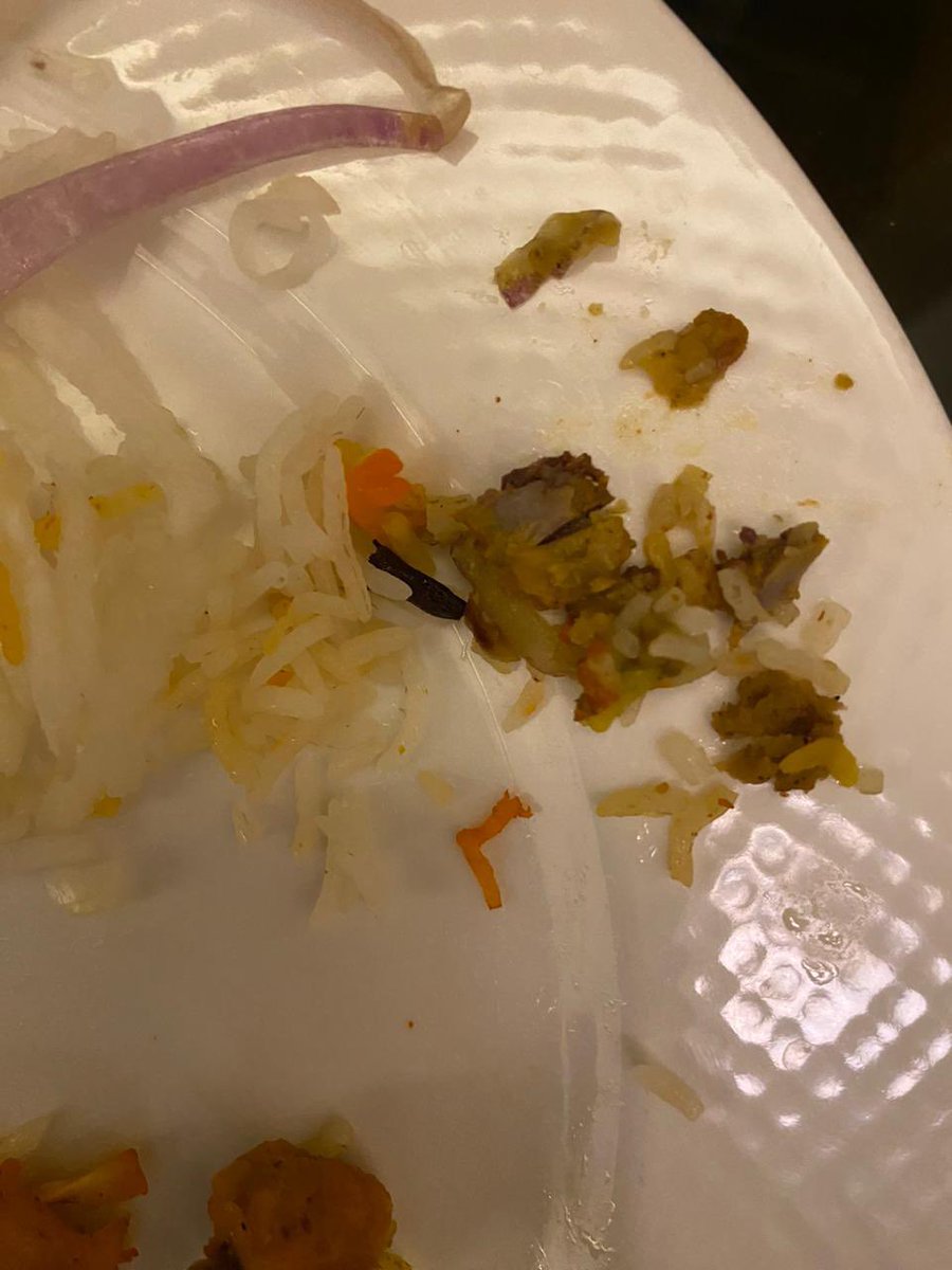 lakhan_999's tweet photo. Ordered veg paneer Biryani from Tunday restaurant in Lucknow through Zomato, this is what they sent . Instead of Paneer it was filled with pieces of Chicken . Pathetic what they are doing @zomato is not taking the complaint seriously.
Such restaurants should be blacklisted. They are playing with the sentiments of people. 
This is just not at all acceptable if you dont have vegetarian food just dont add it to your menu. What is the point of playing with the faith of people

@CMOfficeUP @myogiadityanath @narendramodi @PMOIndia @FCI_India 

#boycottzomato #boycotttunday 
#Lucknow #lakhneet