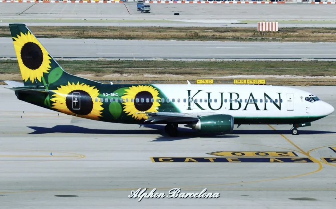 air_comment's tweet photo. #aviation #aviationphotography #instaaviation #instagramaviation #aviationlovers #aviationgeek #planespotting #planeporn #airplanes #pictureoftheday #pilotlife #aviationphoto #airshow #aircraft #aviationdaily #instaplanes #spotters #spotting #megaplanes #aviationfollow #boeing737 https://t.co/wpvL9Xsvs3