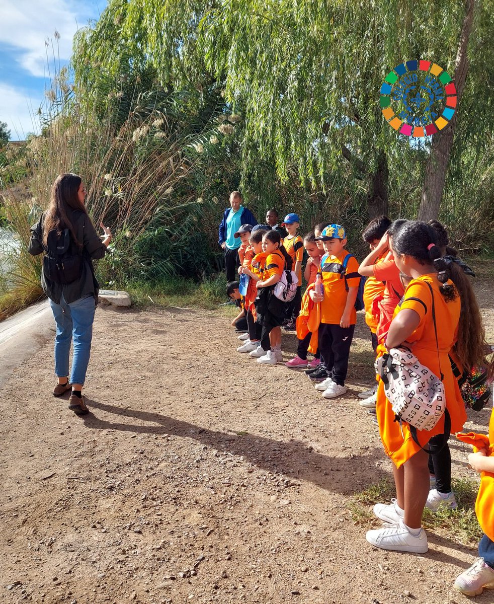 ColegioHerma's tweet image. Visita de 3º y 4º de Primaria al Paraje de la Contraparada, para conocer la flora y fauna de la zona tan característica de la zona. 🙌🌱

#ColegioHerma #ExcursiónEscolar #AlumnosPrimaria #RíoSegura #ParajeLaContraparada
