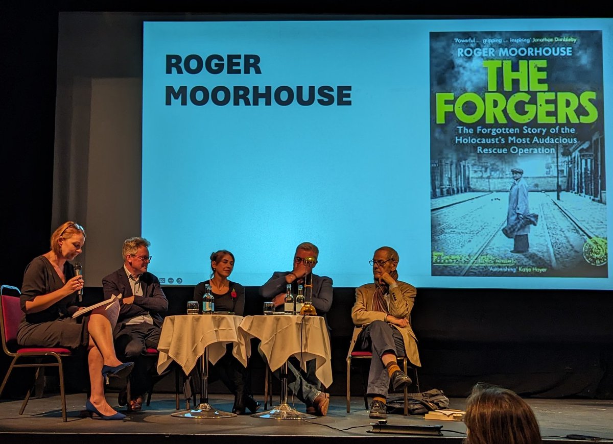 KresyFamily's tweet photo. Another fantastic panel with #DermotTuring @claremulley @Roger_Moorhouse and #NeilAscherson Thank you for a great and thoughtful event! @posklondon @ognisko_polskie @SilenceInPolish https://t.co/3sVRtSkeOq