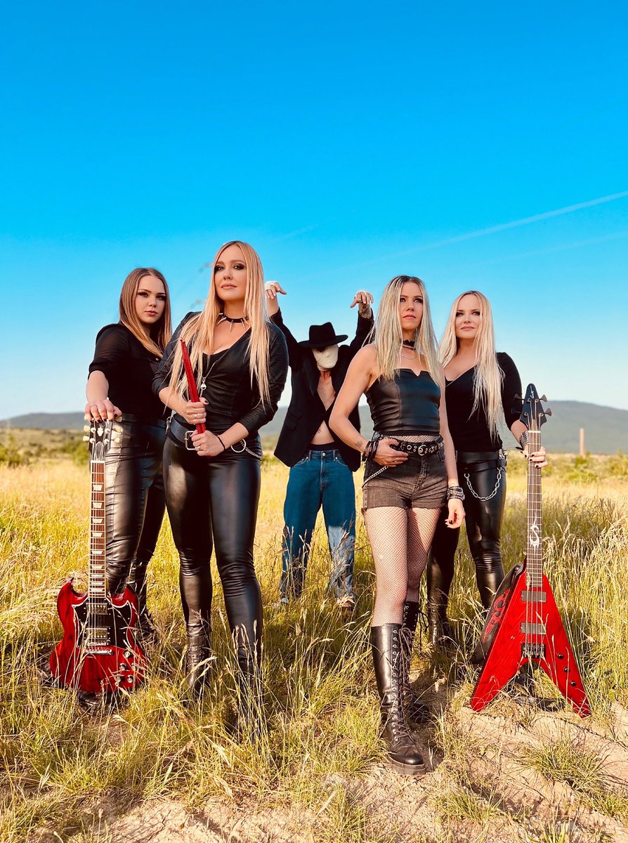 hellcatssi's tweet photo. ‼️⚡️BLACK THUNDER⚡️‼️ VIDEO PREMIERE IN 1 HOUR‼️
NEW HELLCATS VIDEO🤘🤘🤘 
Photo: Perica Rai
Click HERE⬇️⬇️⬇️
https://t.co/kLqkWR0IvF https://t.co/d7ZXhVpdjd