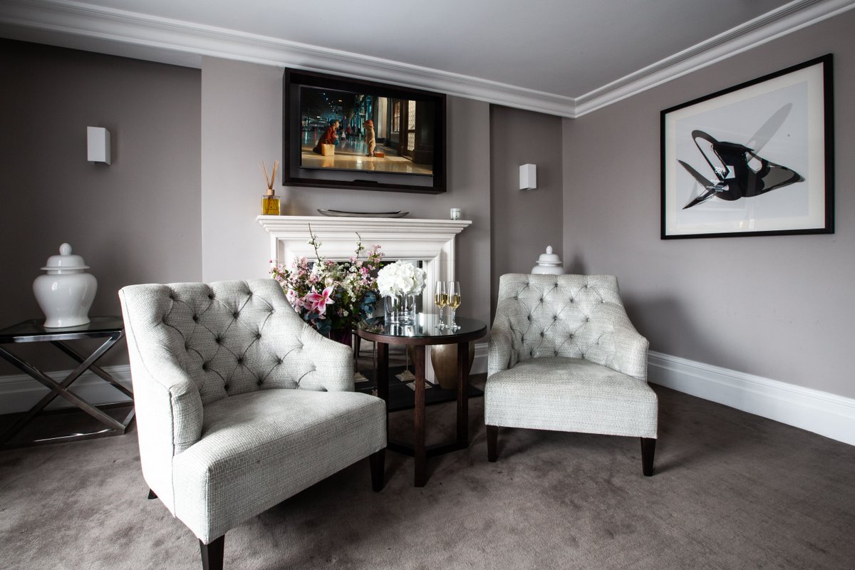 One Warwick Park Hotel tweet media