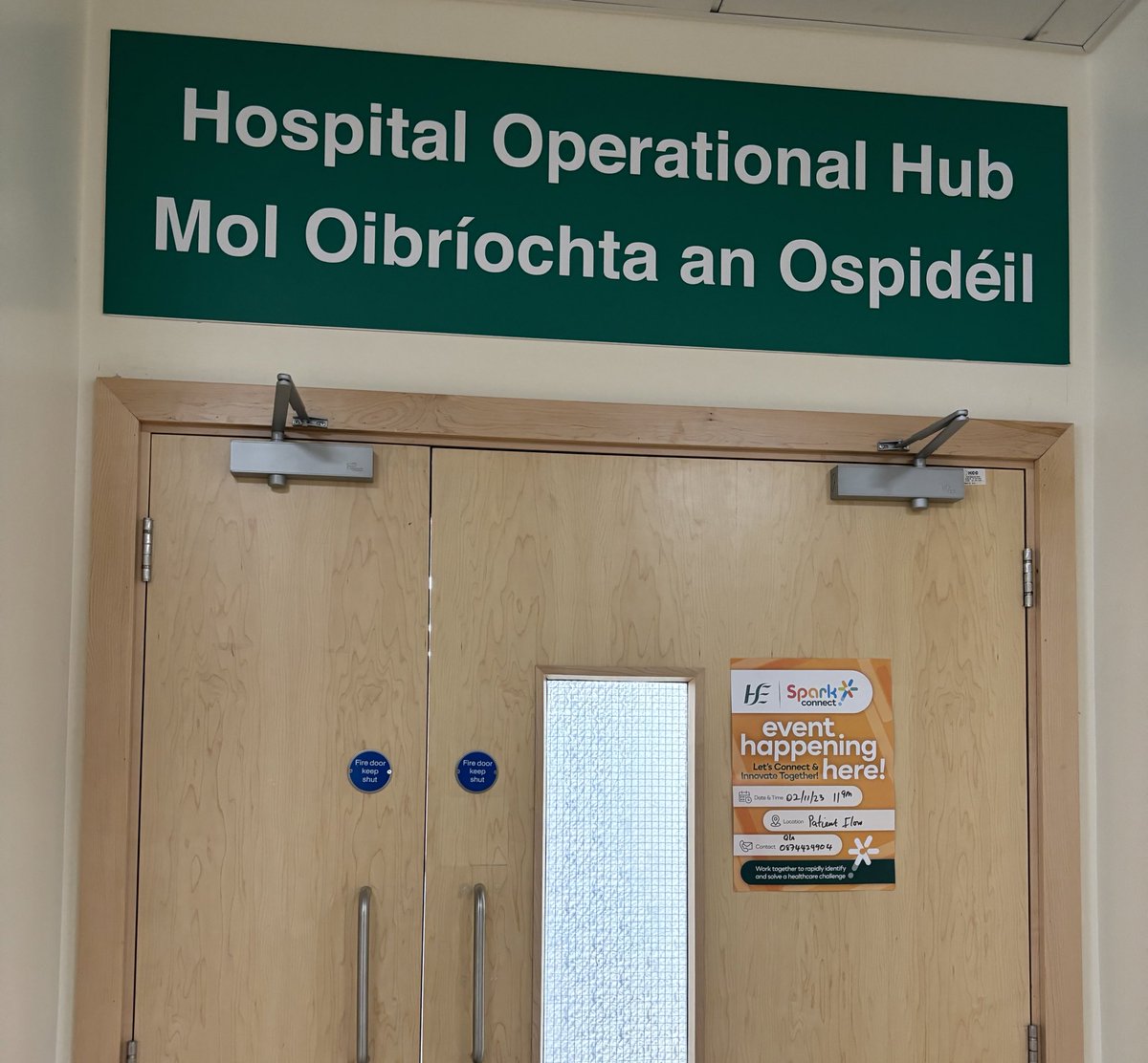 Brainstorming on innovative solutions to address delays in discharge communications and care transitions of patients from acute hospitals to community based step down units @ConnollyNursing @ProgrammeSpark #TransitCare #SparkConnect #TeamPatientflow #digitaltech