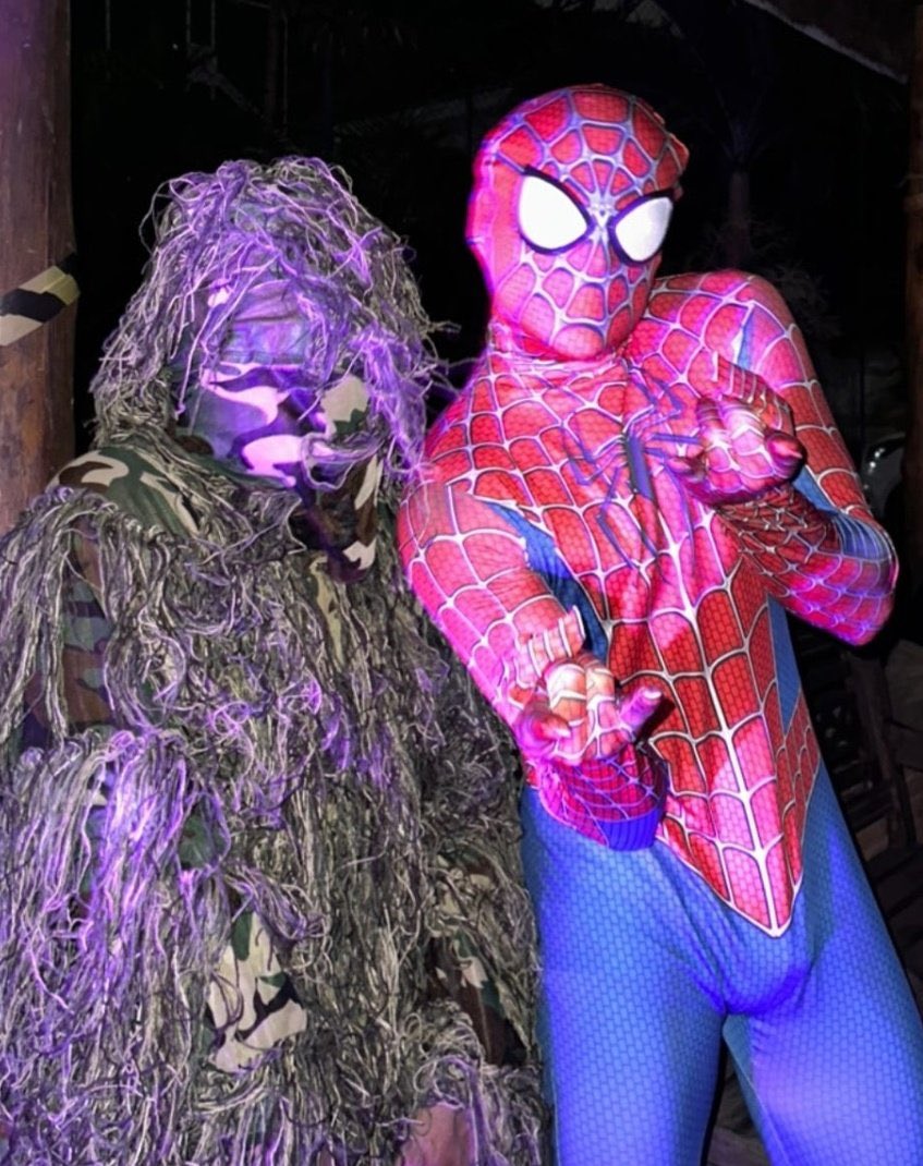 poptime's tweet image. Nicolas Prattes de “Homem Aranha” pro Halloween 🥵🔥