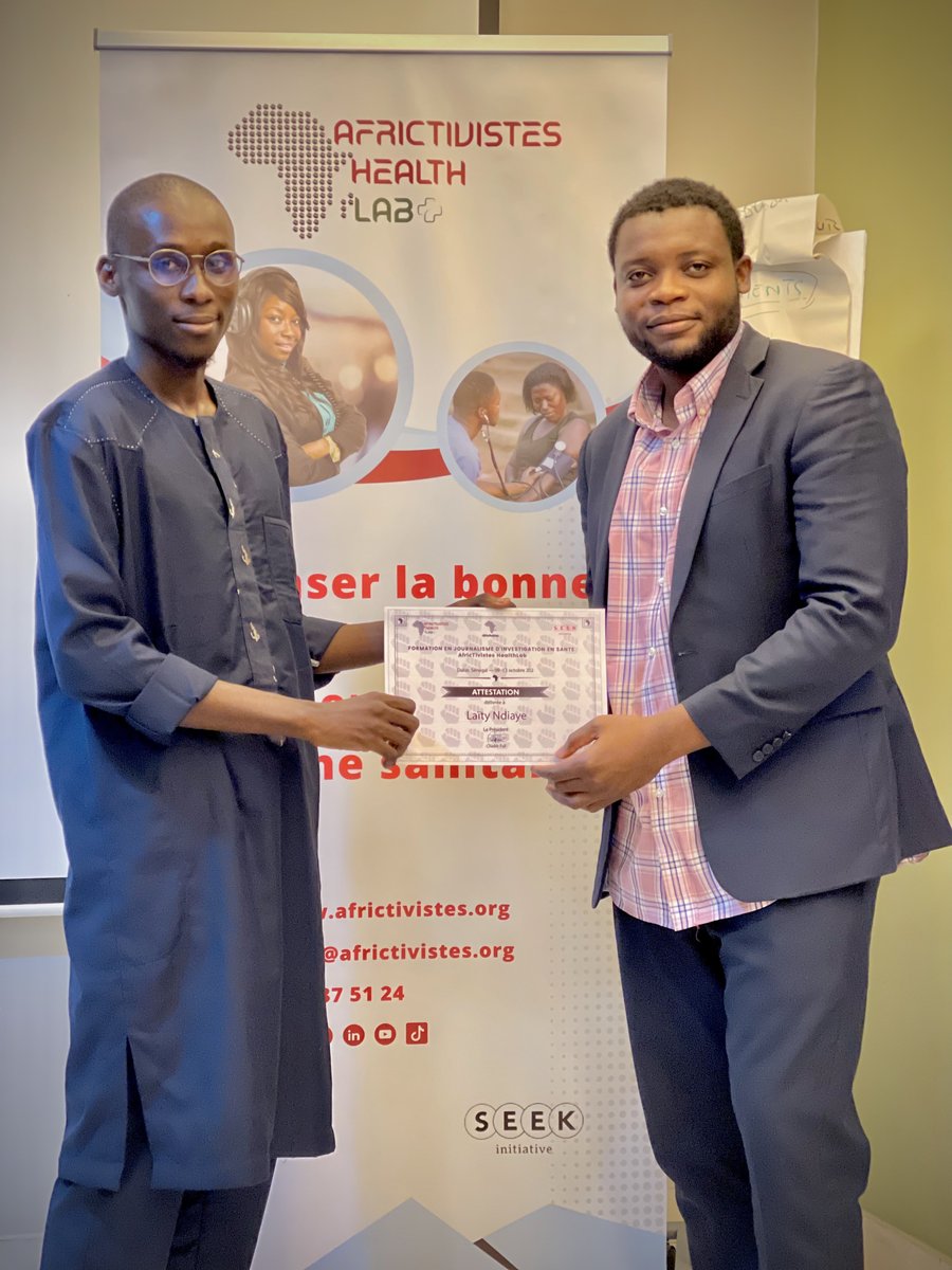 AFRICTIVISTES's tweet photo. Repenser la bonne information comme un pilier d’un bon système sanitaire, tel est l’objectif visé par #AfricTivistes à travers la phase pilote du projet #HealthLab ⚕️.

L’atelier de formation, qui s’est tenu du 9 au 13 octobre, a outillé des  professionnels des médias spécialisés en santé du #Sénégal et de la sous-région en techniques d’investigation en #santé.

➡️ https://t.co/iu2K70scTq

@seekinitiative 

.........................................................................................................

Rethinking good information as a pillar of a good health system is the aim of #AfricTivistes through the pilot phase of the #HealthLab project ⚕️.

The training workshop, held from October 9 to 13, equipped health media professionals from #Senegal and the sub-region with investigative techniques in #santé.

➡️ https://t.co/TQVZW7nBRi

@seekinitiative
