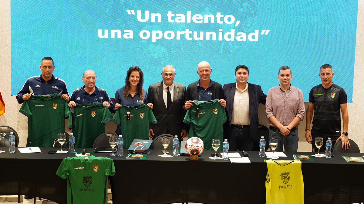 Pablo Escobar tweet media