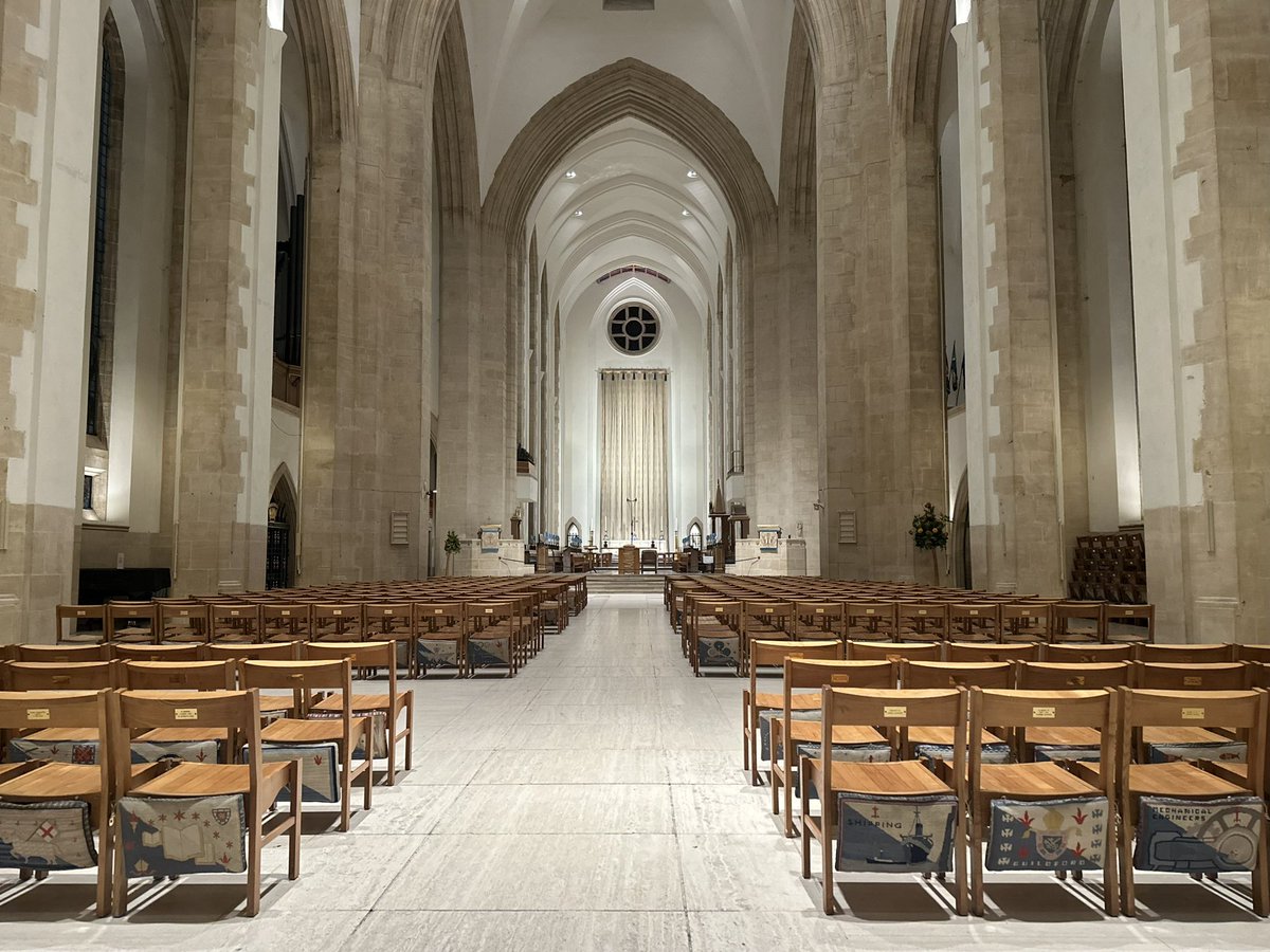 If you love the Duruflé Requiem as much as I do, come along tonight to @GuildCath at 7pm for the Requiem Mass for All Souls' and spend just over an hour with us in the warmth of this sublime music @dieneswilliams All Welcome #AllSoulsDay2023 @_cathedralmusic @CofEGuildford