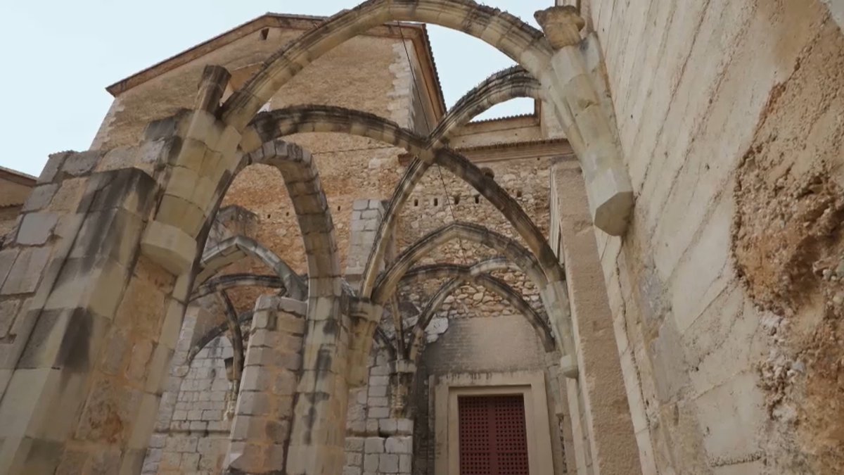 apunt_media's tweet image. 👉Un vigoritzador sexual electrònic, cartes d’amor en temps de guerra, una geladora…
Són alguns dels objectes que tindrem en el pròxim #TresorsAmbHistòria.

🗓️Dissabte,  22:00 h
📍Des del Monestir de Santa Maria de la Valldigna (@TurismeSimat)