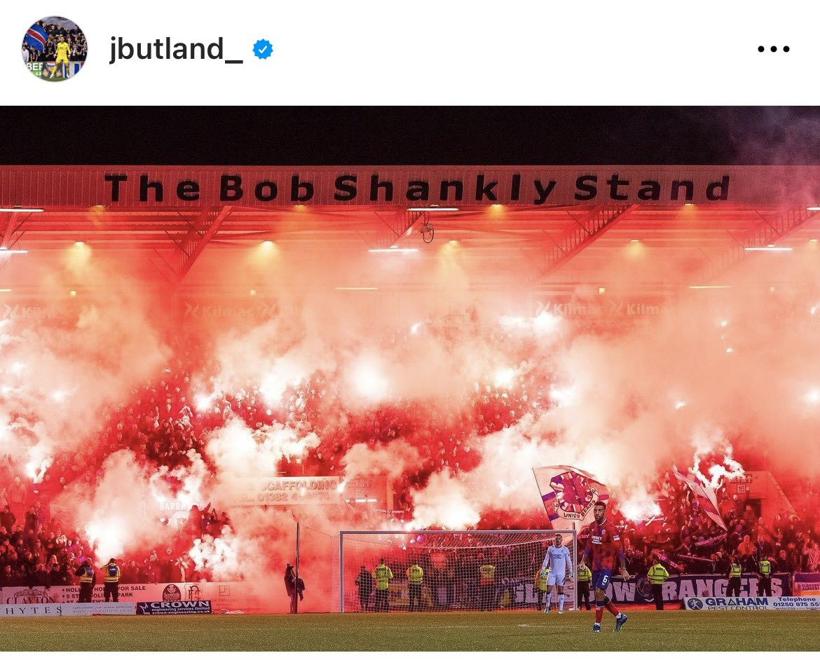 Robbie18722's tweet photo. “The pyro will only have a negative impact on the players 🥲🥲”

Best performance of the season ✅

Player approval ✅

Get it right fucking up the armchair fans 😎 https://t.co/JqQCxyONZj