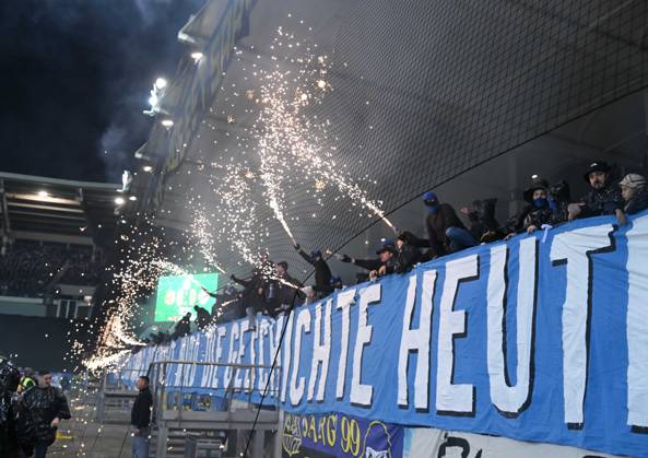 ultras1899_'s tweet photo. FC Sarrebruck - Bayern Munich #ultras #saarbr #1FCSaarbrücken #VirageEst #BlockE2 DFB Pokal (01.11.23) https://t.co/k9LdQDWgzh