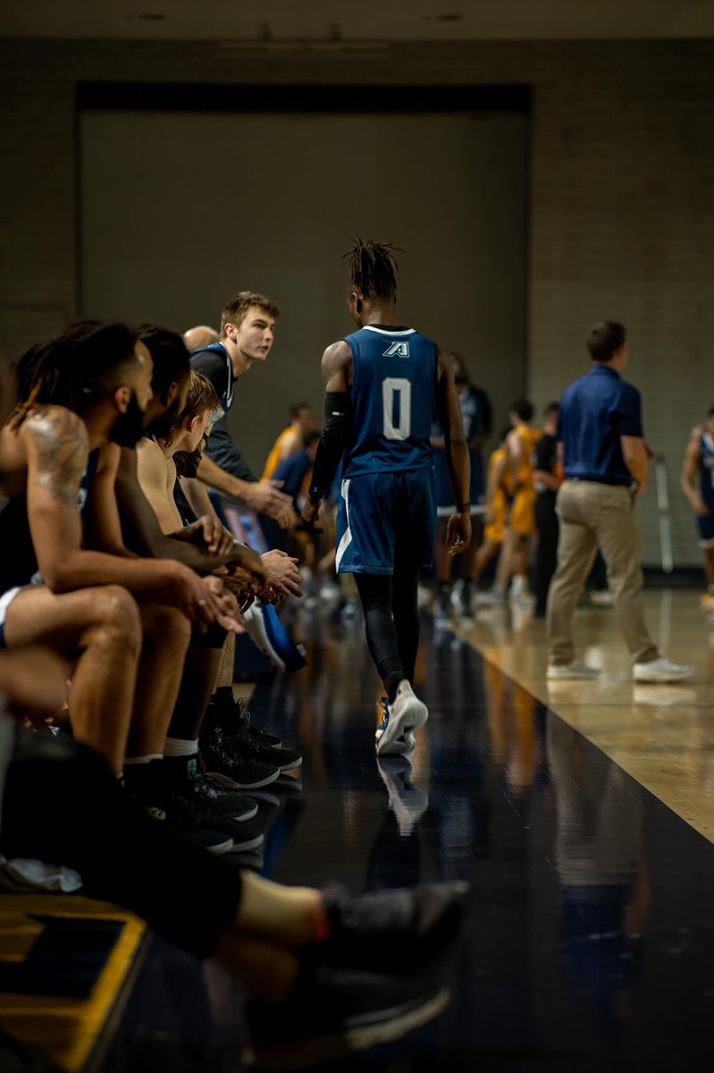 Zyere Edwards . tweet media