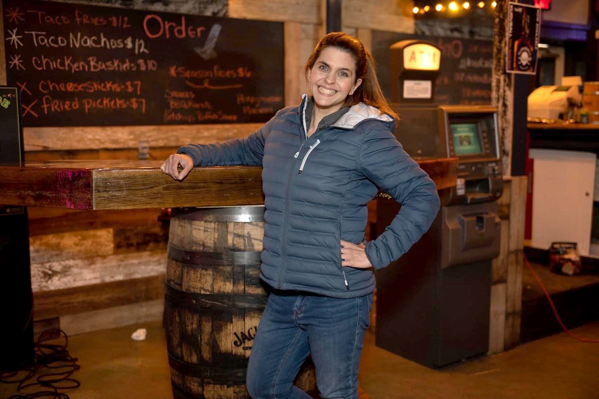 “Representation matters” Actress Michelle Mary Schaefer met <a href="/abilitymag/">ABILITY Magazine</a> to discuss acting, writing, directing, experiencing the 1st US lesbian dating show “Coming Out for Love” and growing up #Deaf in a hearing-centric world-Read👉ability.fyi/mms
#ASL #LGBTQIA <a href="/abilityE_/">abilityE</a>