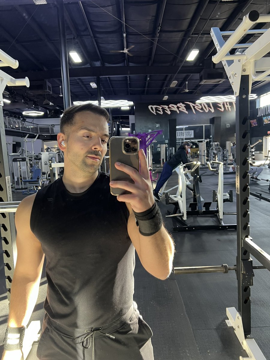 Besnikbx's tweet photo. Another push day ✅ https://t.co/3XcN8YVte9
