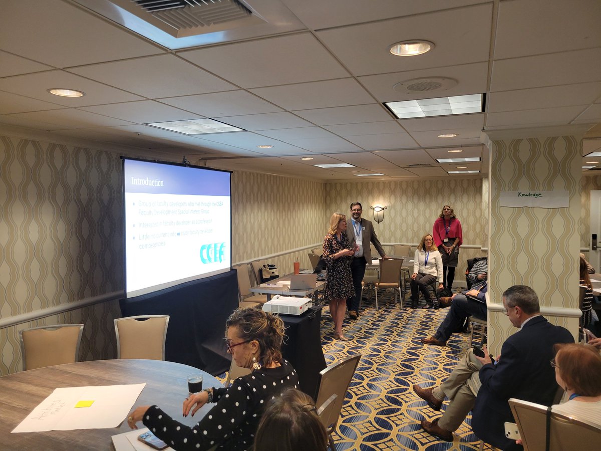 Great minds from #TheCGEA speaking on #FacultyDevelopment at The Generalists in Med Ed this morning! @hur2buzy @bheather95 @JudyBlebea Stacy Pylman