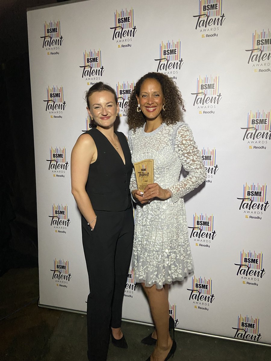 Ally Head ✨ tweet media