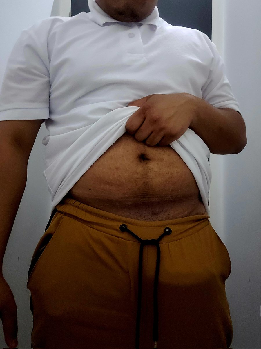 ur_versekinn tweet media