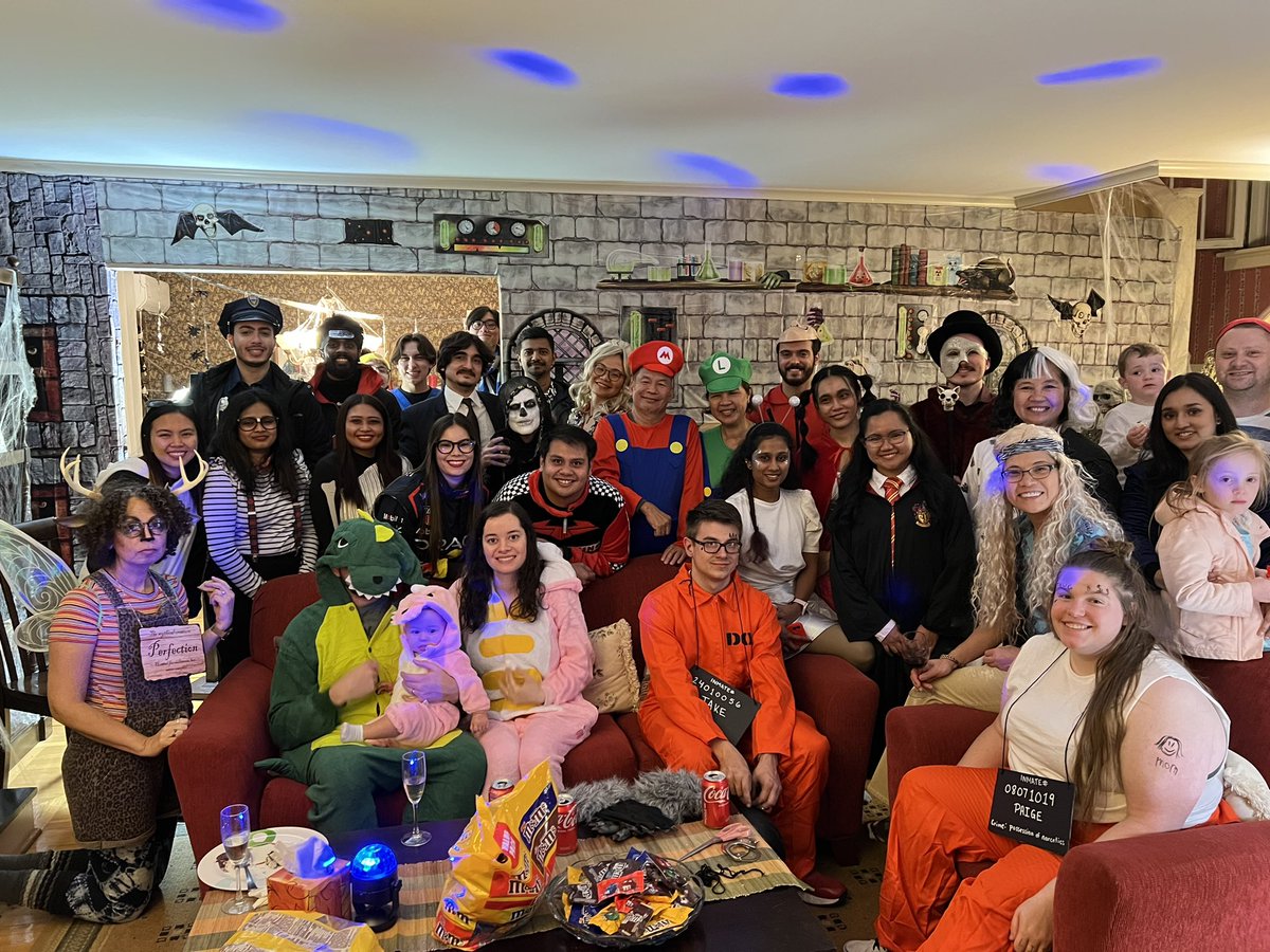 Annual Aga Lab Halloween party!!!
🎃🪦👻<a href="/UBChemistry/">UB Dept of Chemistry</a>