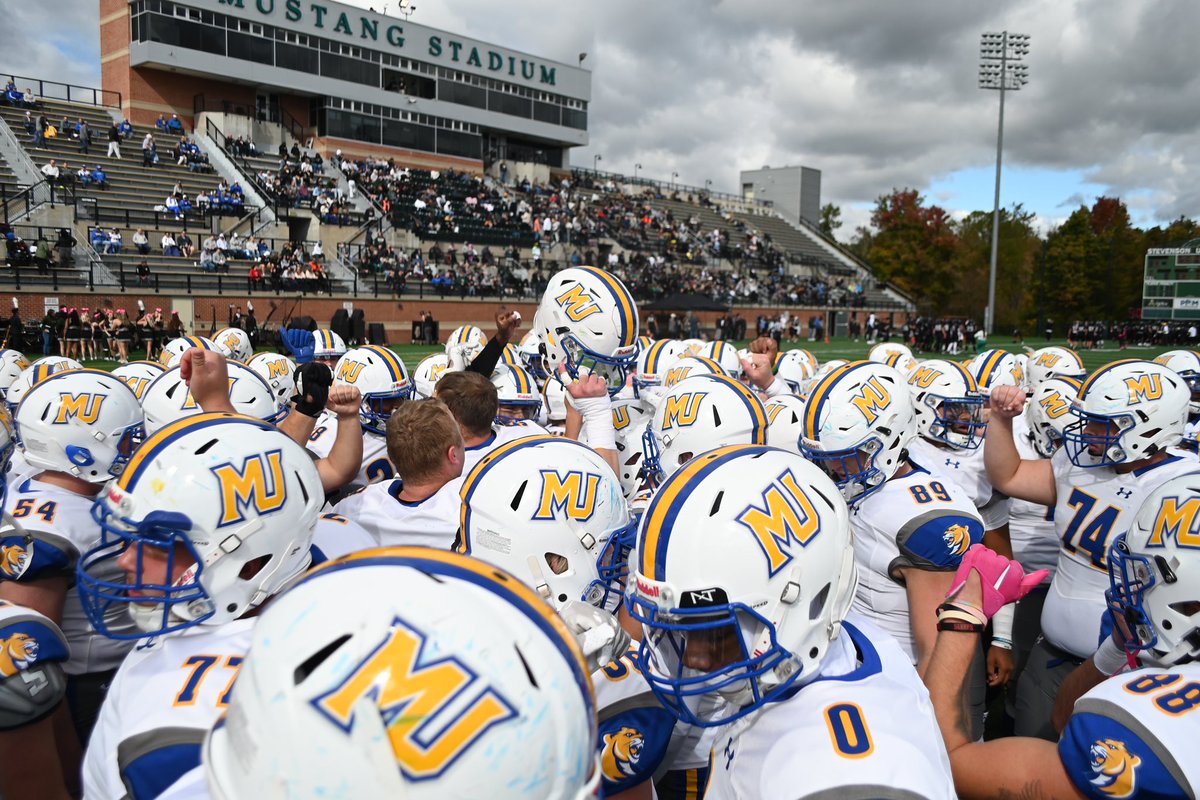 MUCougarsFB's tweet photo. Parents THANK YOU for your support of the MU COUGARS Football postgame tailgate… Last one for our 25 graduating SRs! Please sign up here https://t.co/wHM2XrkSVY under 11/4. Or make your Pizza/Chicken sponsorship donation to MUFootball on Cashapp or Venmo! https://t.co/xd7OsJHf2S