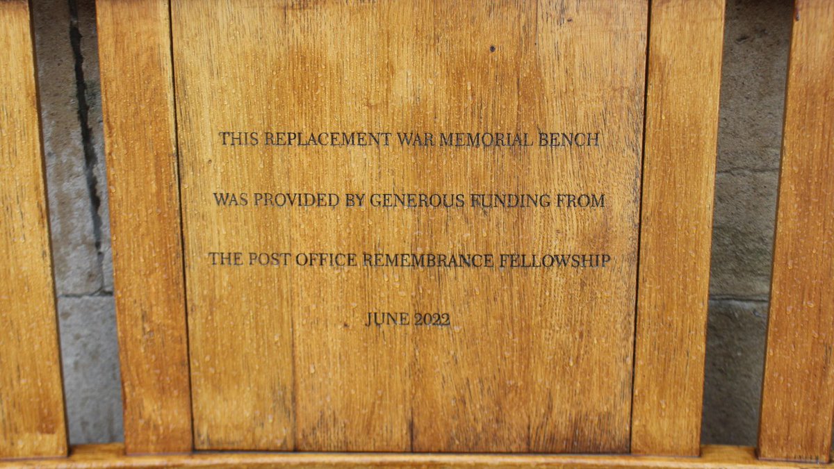 🆕 Great to see @bristolmuseum's memorial benches for #Bristol postal workers who lost their lives in the world wars ✉️ The Post Office Remembrance Fellowship fundraised to replace the benches after vandalism ✍️ @KyeDudd reflects on the occasion: bitly.ws/Zh3m