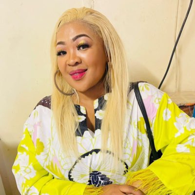 Hopezela's tweet photo. #NewProfilePic https://t.co/y282hgmra9