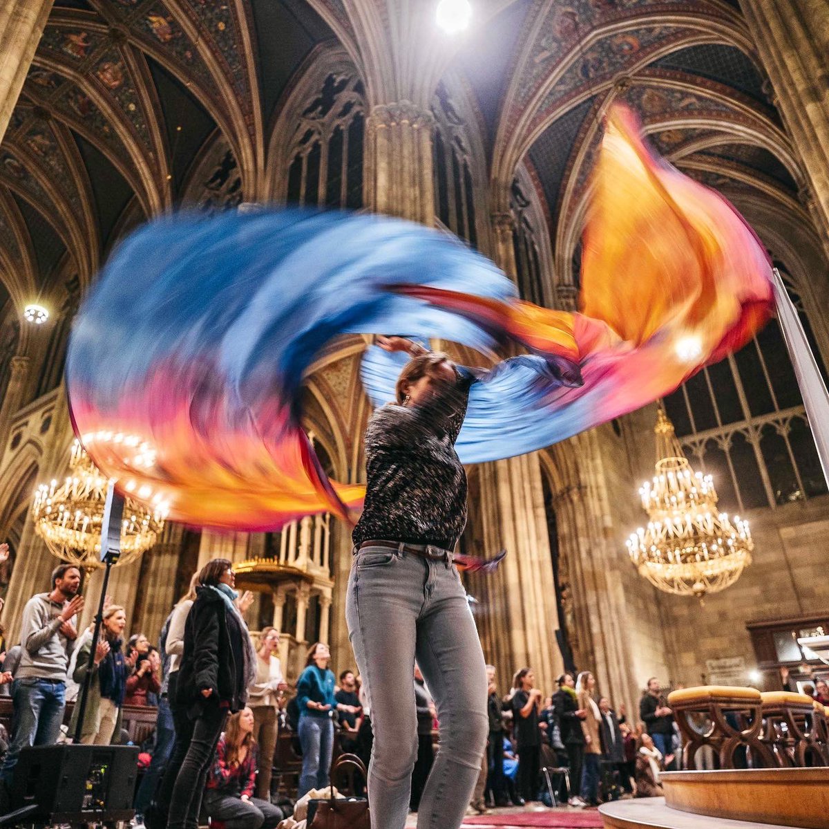 247prayer's tweet photo. It’s almost been a week since we had our ‘Overflow of Hope’ evening in Votive Church in Vienna &amp; we’re still in awe of what happened.

People came together from over 30 different nations &amp; backgrounds of the church to pour out their hearts to God in prayer &amp; worship.

#Vienna23 https://t.co/hqUjVAbyTv