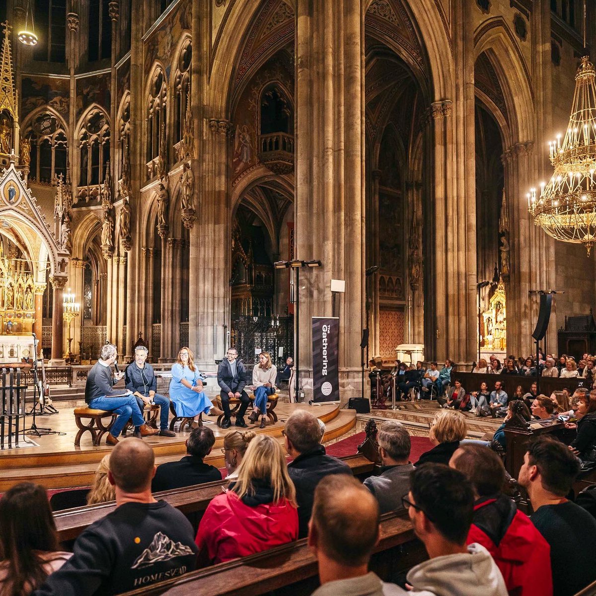 247prayer's tweet photo. It’s almost been a week since we had our ‘Overflow of Hope’ evening in Votive Church in Vienna &amp; we’re still in awe of what happened.

People came together from over 30 different nations &amp; backgrounds of the church to pour out their hearts to God in prayer &amp; worship.

#Vienna23 https://t.co/hqUjVAbyTv